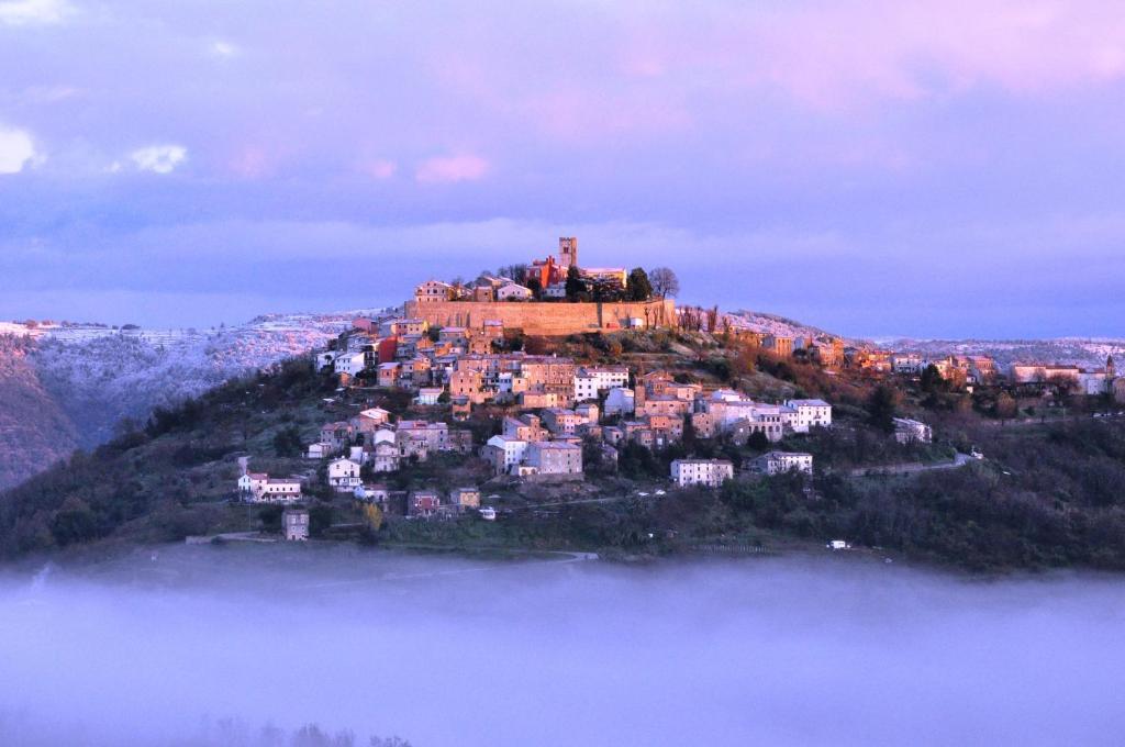 Bed & Breakfast Antico Motovun Zewnętrze zdjęcie